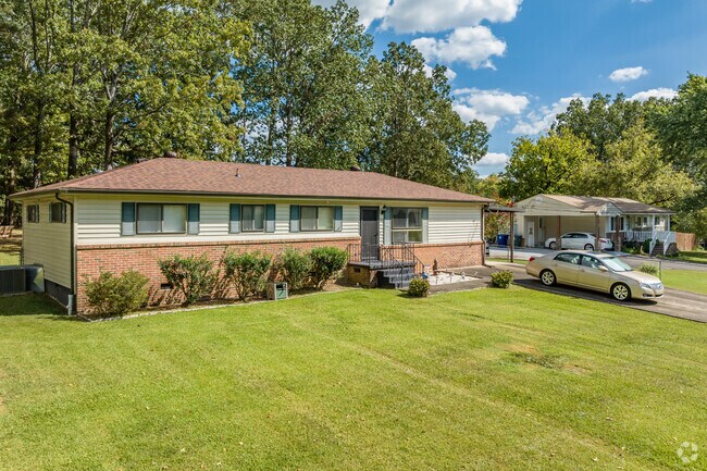 The Liles Addition neighborhood features mostly single story homes.