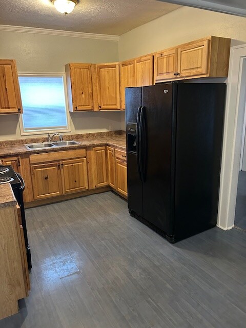 2115 6th Ave N, Great Falls, MT 59401 - photo 2