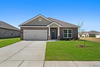 14153 Harvest Ridge Ln, Athens, AL 35611