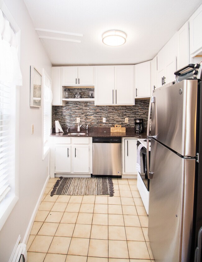 1004 Tremont St unit 1, Roxbury Crossing, MA 02120 - photo 2