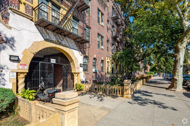 555 Ovington Ave, New York, NY 11209 - photo 4