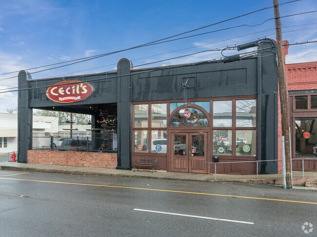 Cecil’s Cajun Kitchen offers homemade, flavorful sides in Deridder.