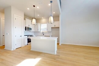 13104 Geary Dr, Manchaca, TX 78652