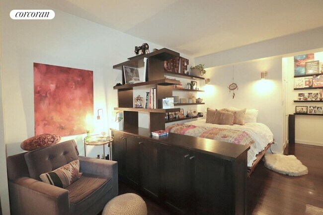 The Mark Twain, New York, NY 10011 - photo 7