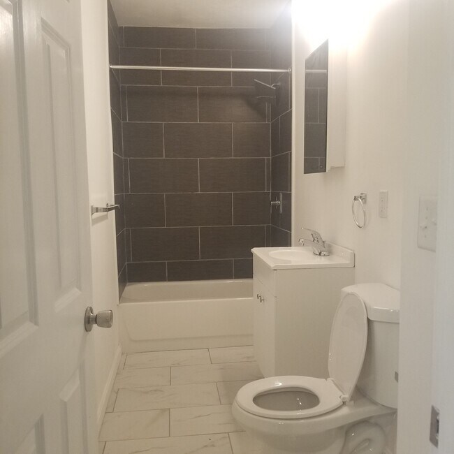 69 Catharine St unit 3, Worcester, MA 01605 - photo 6