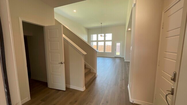 618 Divine Gardens Dr, Lavon, TX 75166 - photo 2