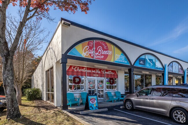 Colorful retail in Gulf Breeze.