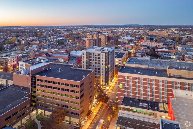 Swartzville offers easy access to downtown Lancaster via a short 30-minute commute.