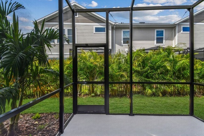 11706 Full Moon Loop, Parrish, FL 34219 - photo 5