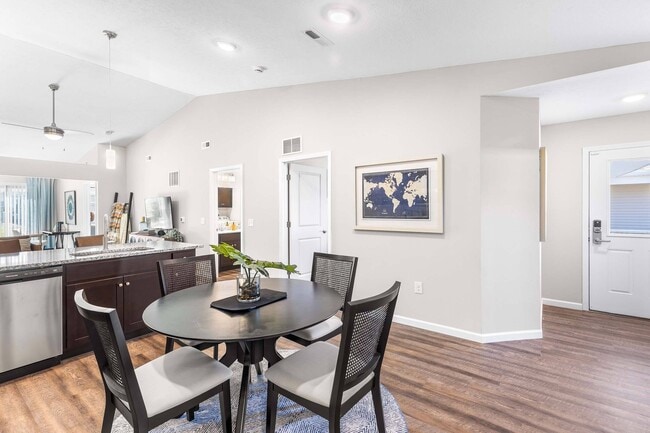 Redwood Omaha Wenninghoff Road, Omaha, NE 68122 - photo 7