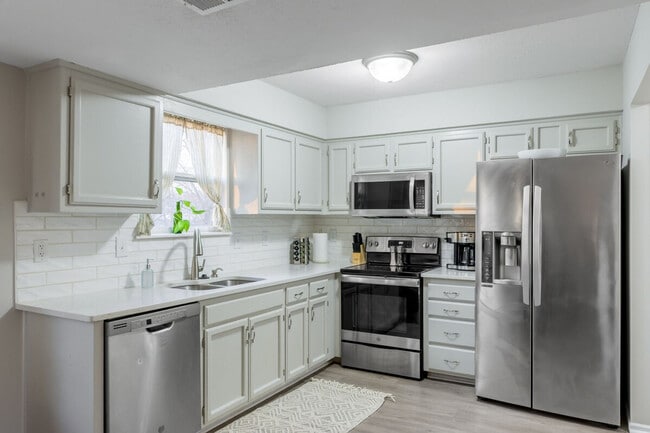 499 Suddarth St unit ID1365902P, Liberty, MO 64068 - photo 2