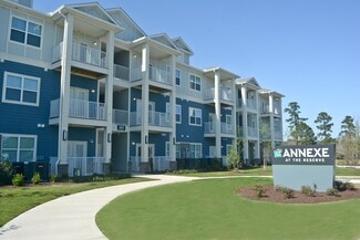 361 Darlington Ave, Wilmington, NC 28403