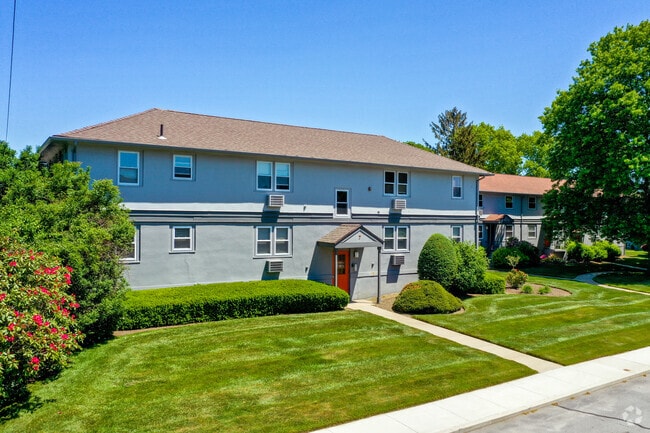 Harbor Village, Middletown, RI 02842 - photo 6