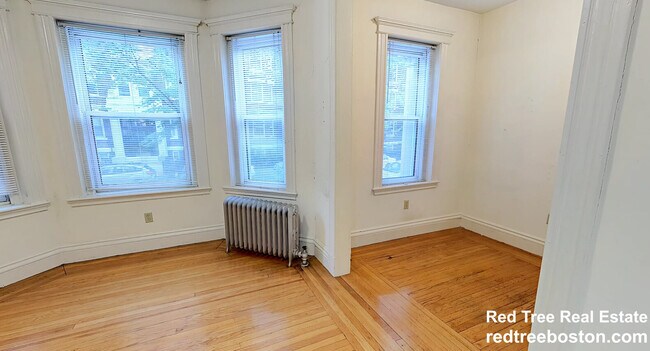 24 Queensberry St unit 4, Boston, MA 02215 - photo 5