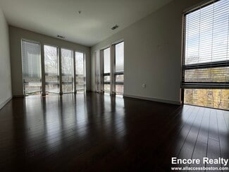 20 Marion St, Brookline, MA 02446