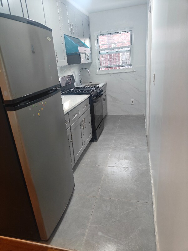 78-12 88th Ave Unit 2nd Floor, Queens, NY 11421