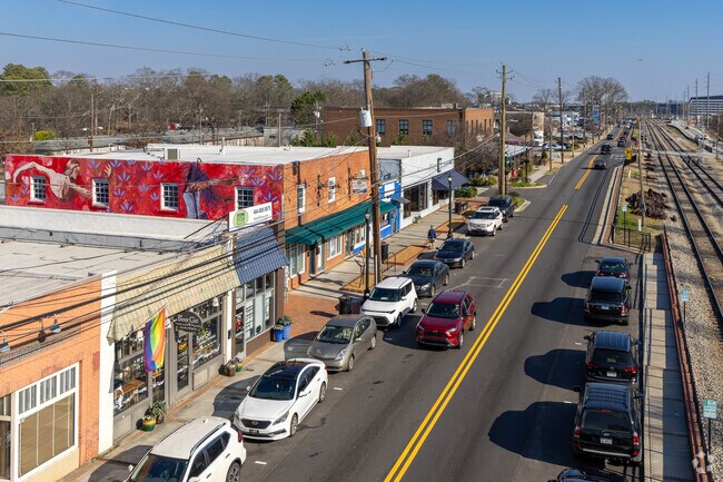 Southeast Atlanta is home to the town of Hapeville with it's active Central Avenue.