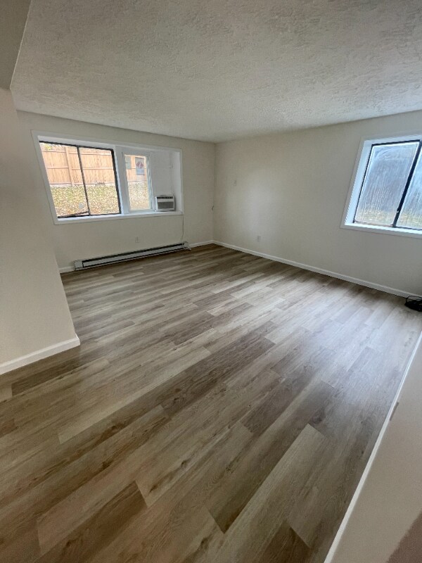 1206 Spring St unit 4, Syracuse, NY 13208 - photo 4