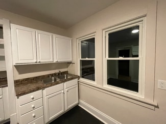 6920 13th Ave, Kenosha, WI 53143