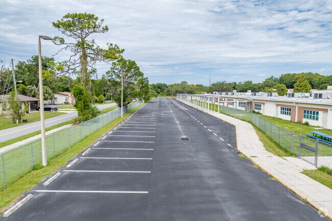 Crystal River Primary School has a large size parking lot for teachers and visitors.