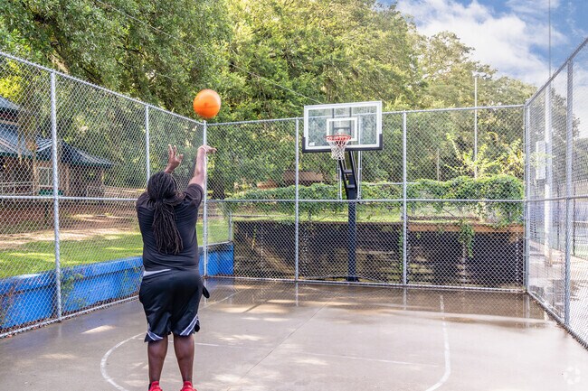 Pratice your skills at Winthrop Park while living in Tallahassee, FL.