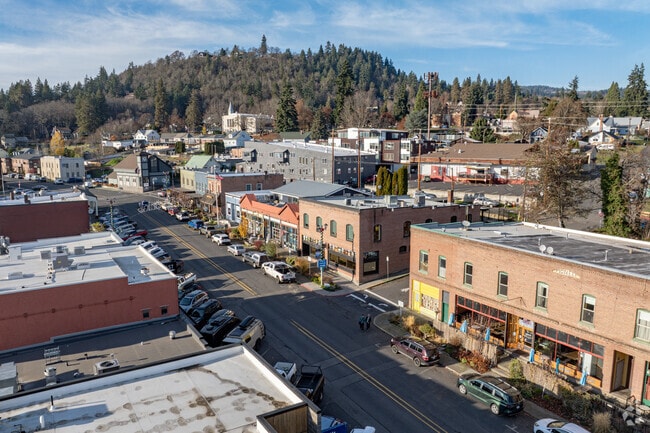 The downtown area of While Salmon features many small businesses and restaurants for locals to enjoy.