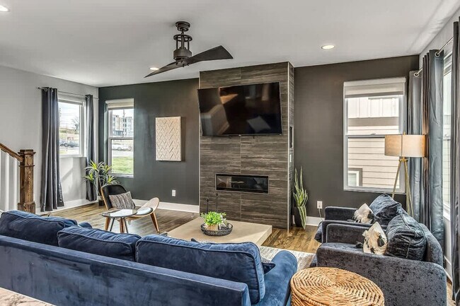 1720 14th Ave S unit ID1051706P, Nashville, TN 37212 - photo 3