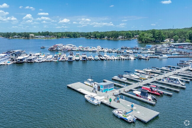 Lake Murray Marina is the go-to place in Chapin for boating and waterfront fun.