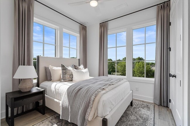 Longreen - Stack Residence unit 2, Atlanta, GA 30318 - photo 7