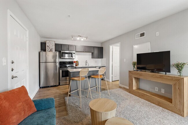 8054 Exchange Dr unit FL1-ID1364167P, Austin, TX 78754 - photo 5