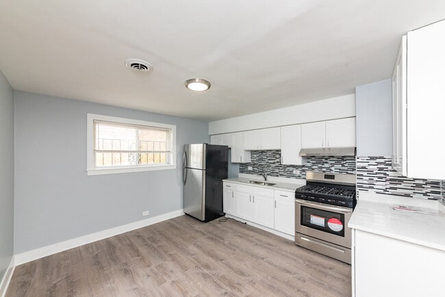 9450 Washington St unit 2B, Niles, IL 60714 - photo 2