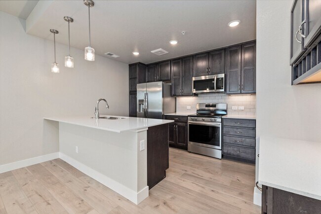 4210 Vulcan Creek Dr unit 102, Loveland, CO 80538 - photo 4