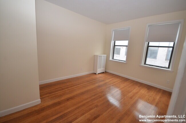 1111 Commonwealth Ave unit A, Boston, MA 02215 - photo 6