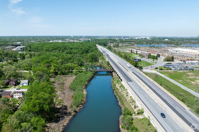 Brunswick residents can access Interstate 90 which runs alongside it.