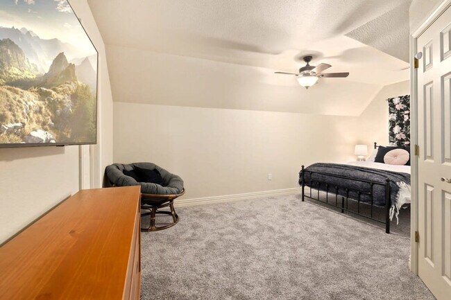 12307 Blueberry Ln unit ID1221909P, Lowell, AR 72745 - photo 3