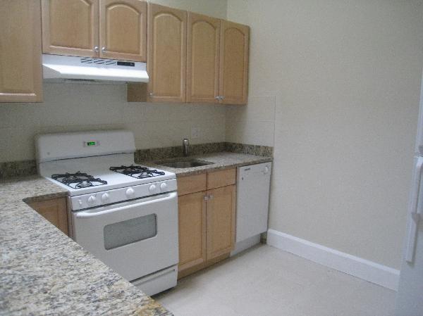 41 Bay State Rd unit 3F, Boston, MA 02215 - photo 1