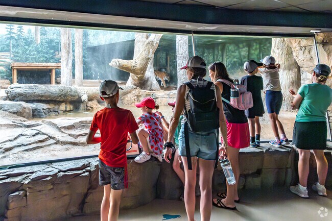 Just a short drive from Rose Hill, the Milwaukee County Zoo spans 190 acres and houses over 3,100 animals across 350 species.