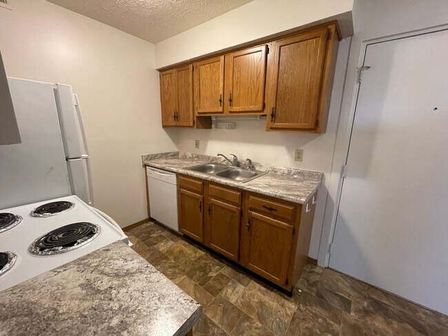 Southfork Apartments, West Lafayette, IN 47906 - photo 4