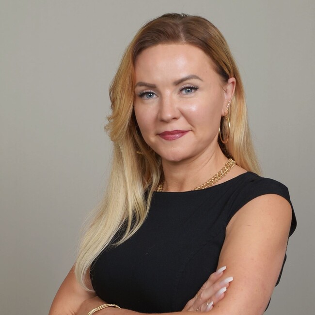 Agent Photo