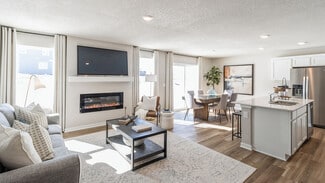 3005 Sweetwater Dr, Des Moines, IA 50320