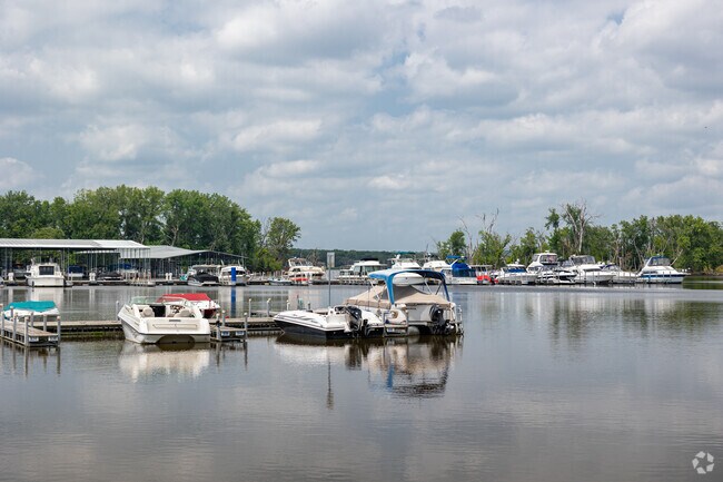 Rock Riverfront boaters will enjoy the easy access to the river at Sunset Park Marina.