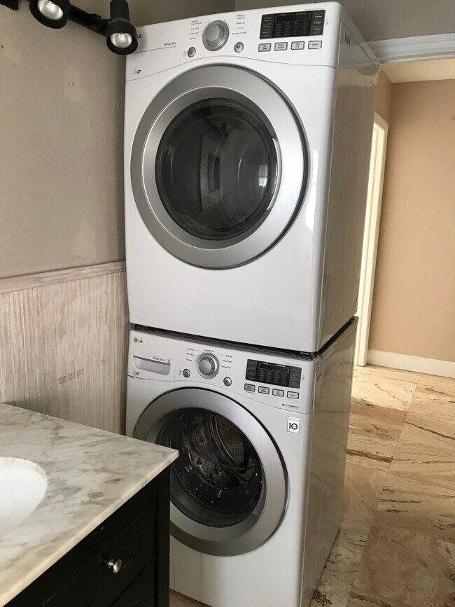 9674 Nevada Place unit 2, Boca Raton, FL 33434 - photo 5