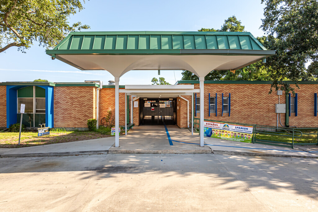 Alice Birney Elementary School believes that all students can learn, achieve, and succeed.