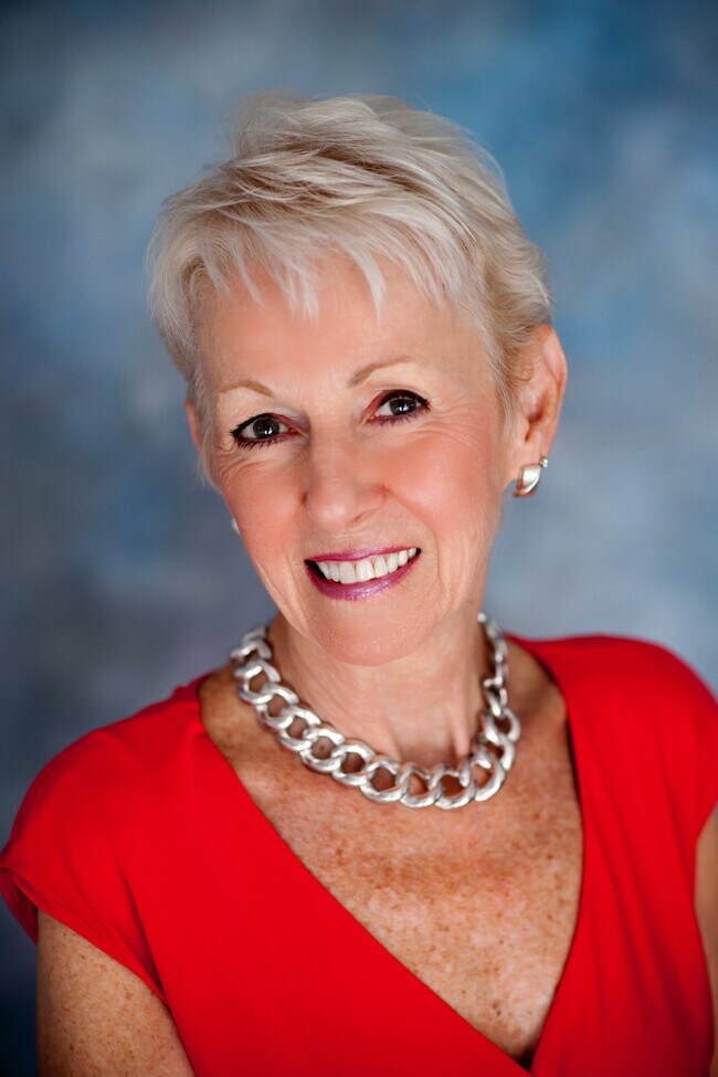 Stephanie Martin