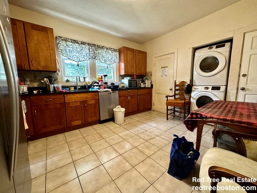 17 Stratton Terrace unit 3, Waltham, MA 02453 - photo 1