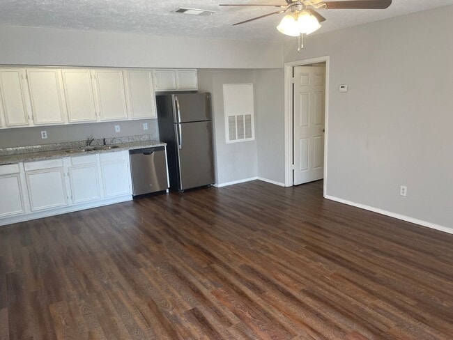 201 Winter Park, College Station, TX 77840 - photo 4