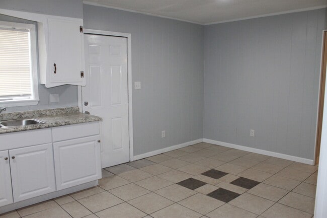 849 Nantes Way, Pensacola, FL 32505 - photo 4