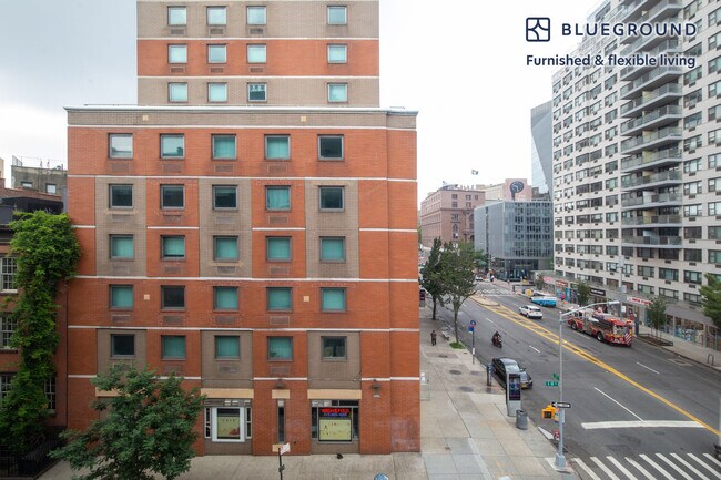 101 E 10th St unit FL4-ID1182, New York, NY 10003 - photo 3
