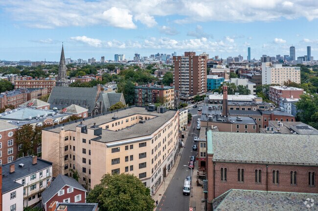 Longfellow Apartments, Cambridge, MA 02138 - photo 2