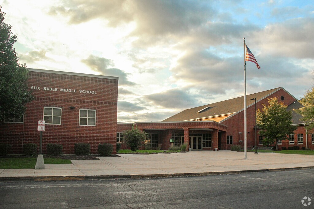 Aux Sable Middle School serves students in the Joliet, IL community.
